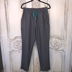 FIGS Technical Collection Graphite Gray Cargo Scrub Medical Pants Size Medium